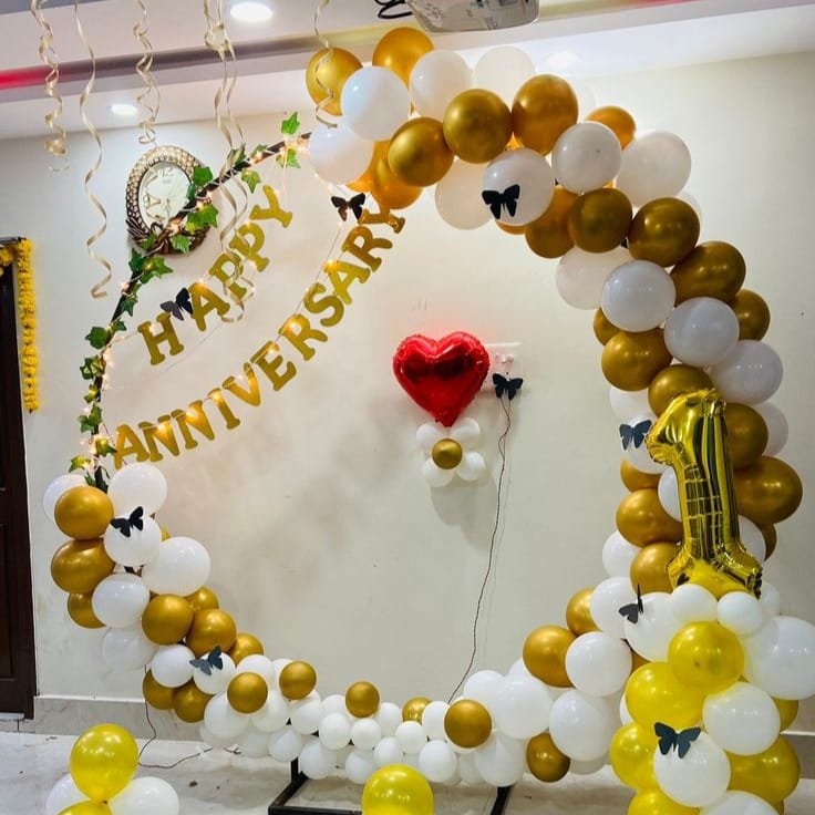 Anniversary Ring decoration 