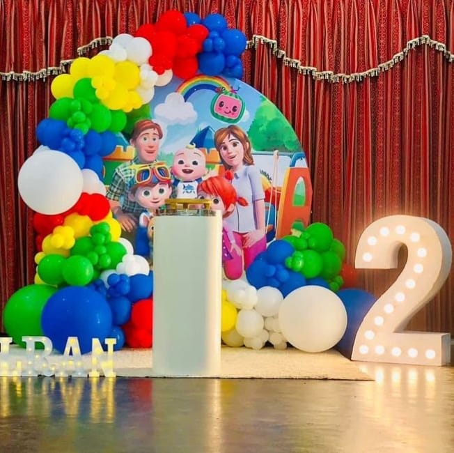 Elegant and beautiful kids birthday decoration 