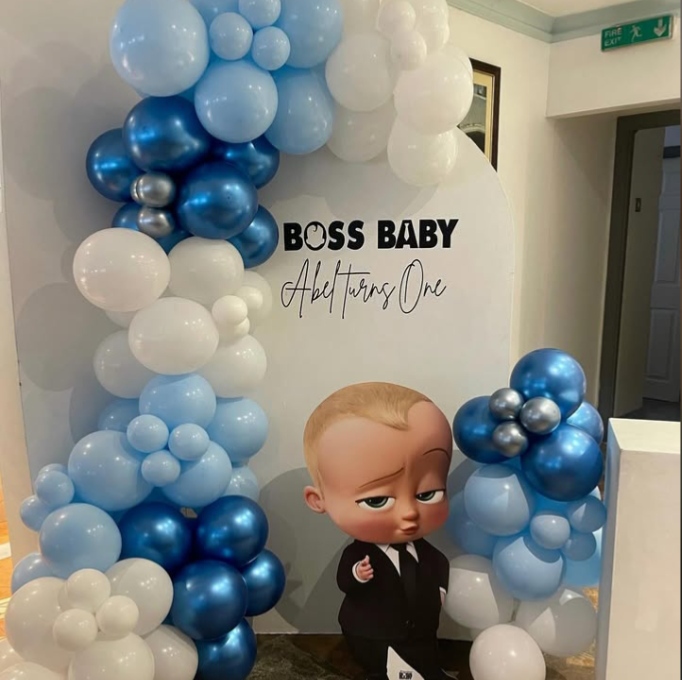 U shape Ring set up Baby Boss decoration for kids birthday party 