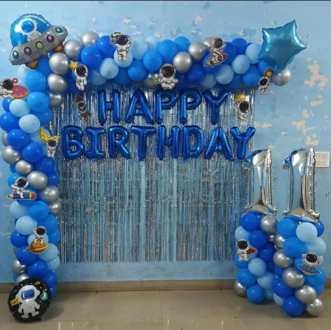 Astronaut Theme Birthday Decoration in arch setup 