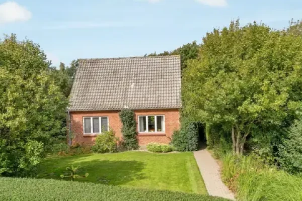 Vestergårdsvej 1
