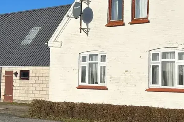 Midtvejen 10