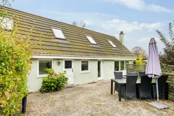 Fredenslundvej 13
