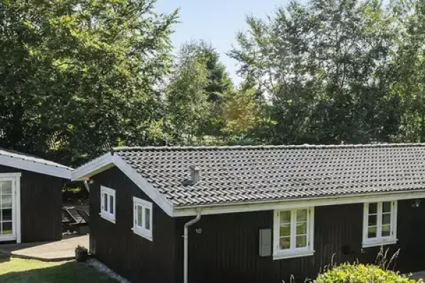 Fredvej 10