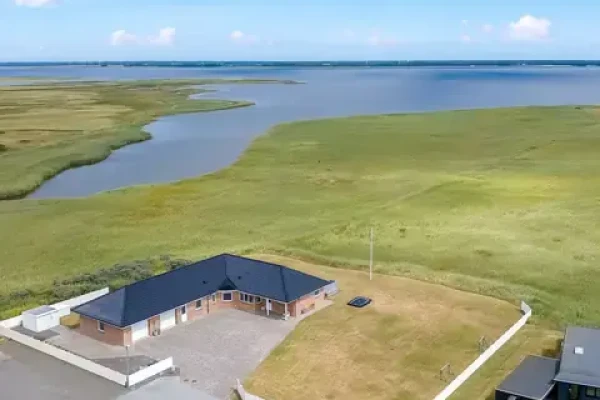 Hjelmevej 10