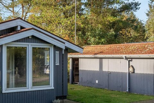 Tranevej 1, 9370 Hals
