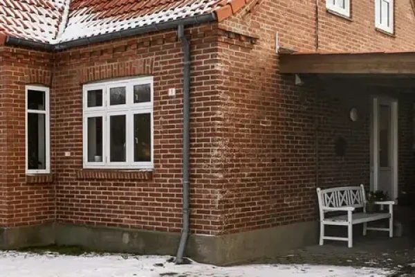 Bækmarksbrovej 1