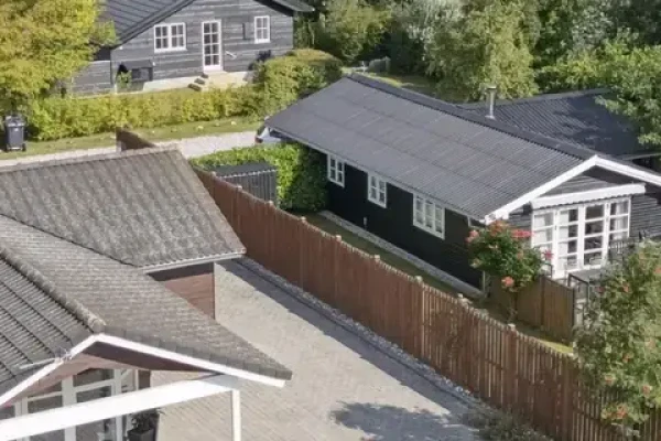 Solskinsvej 8