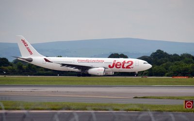 Jet2 blev et TikTok-fænomen uden at betale en krone – sådan kan danske brands gøre det samme!