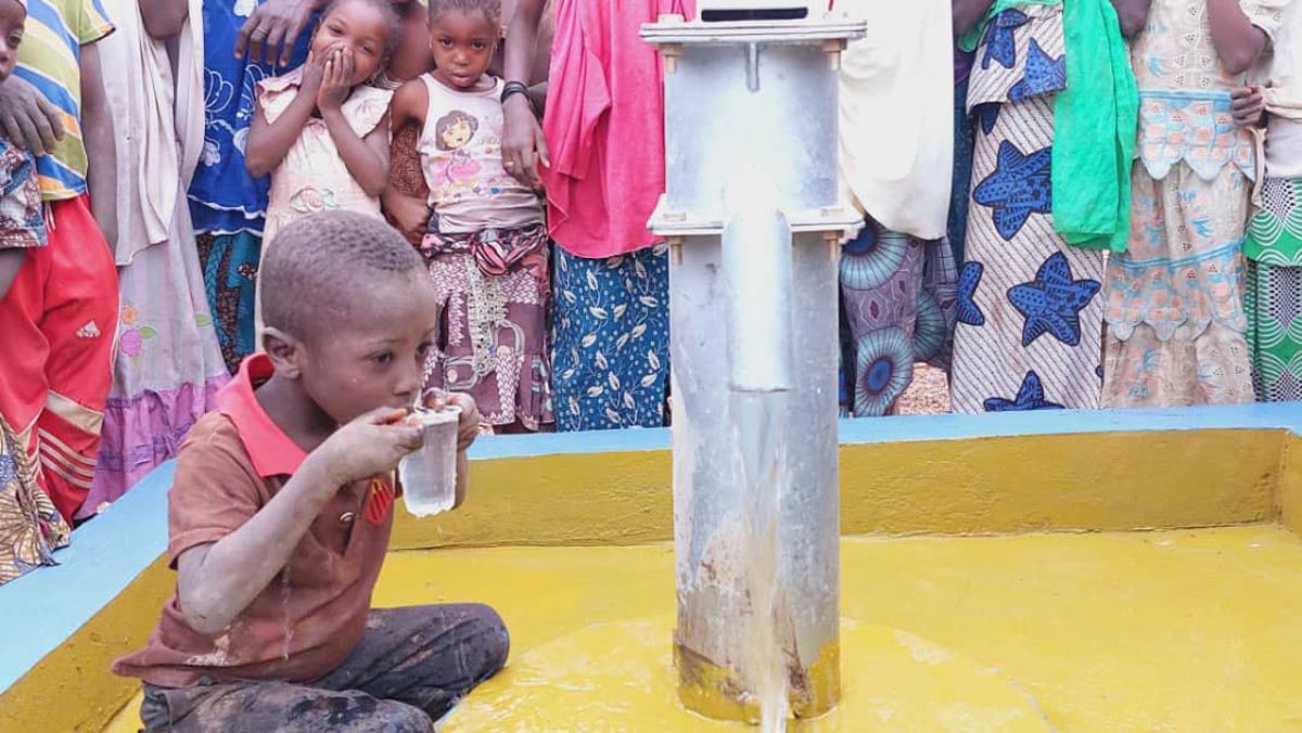 Surface Wells With Hand Pump