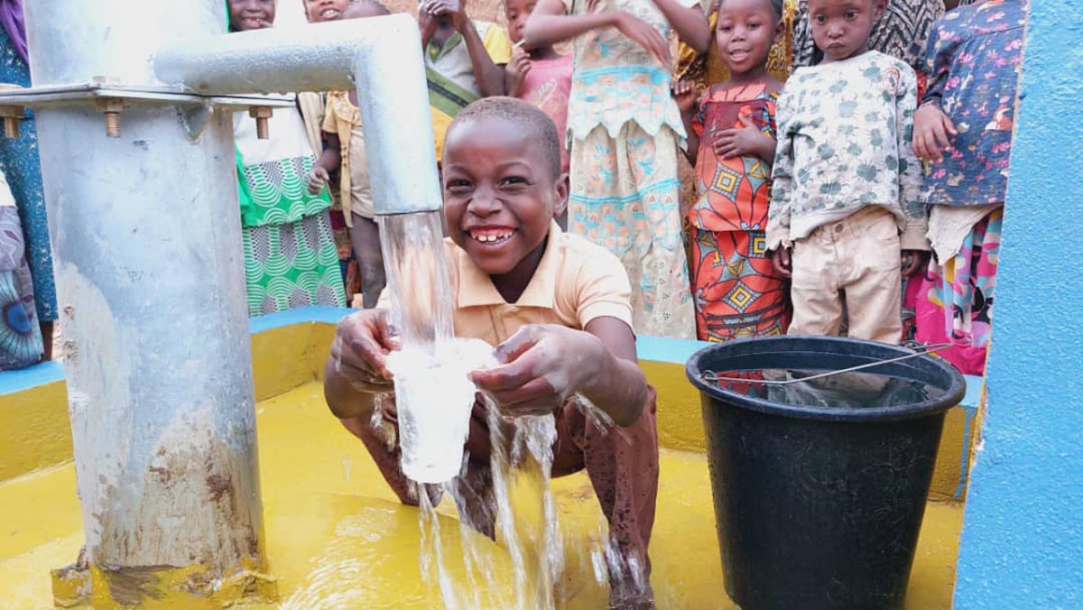 Surface Wells With Hand Pump