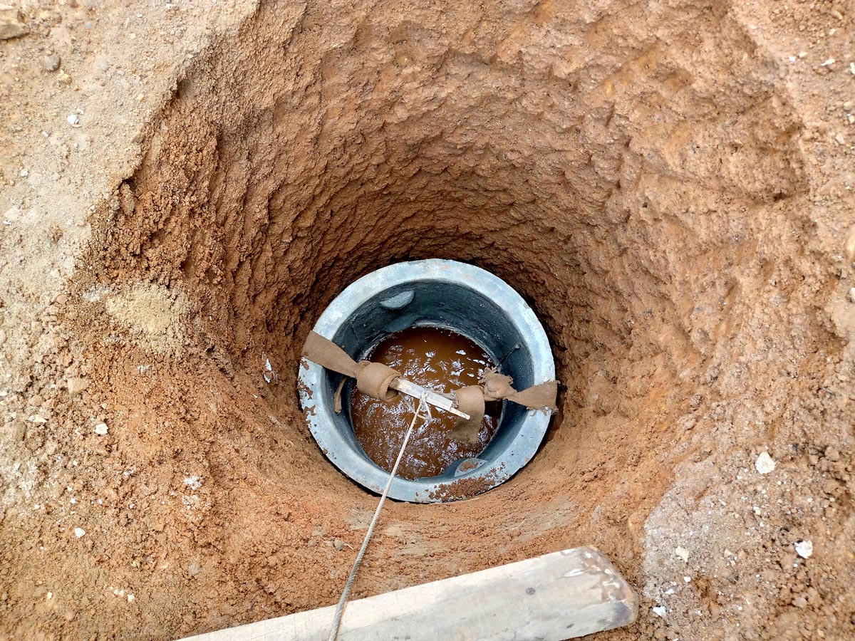 Project To Dig A Shallow Well