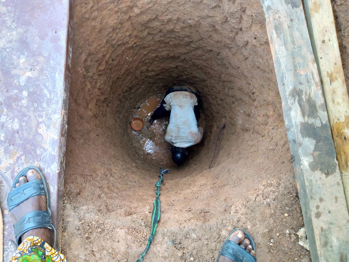 Project To Dig A Shallow Well