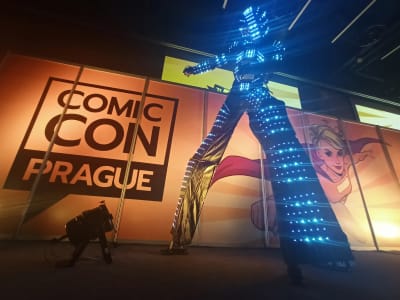 CRYOMAN LED SHOW a svítící chůdaři - photo 4