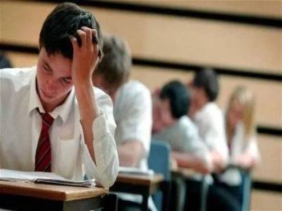 老天一定觉得布村留学生的课业太难,所以前学校Tutor学霸忍不住要来带你刷题过考试