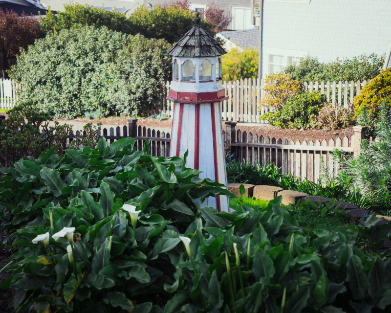 Lighthouse garden