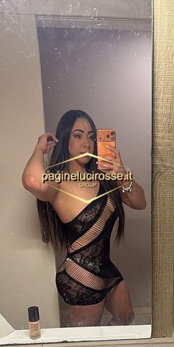 3397781544 - Piombino Laura brasileira livorno