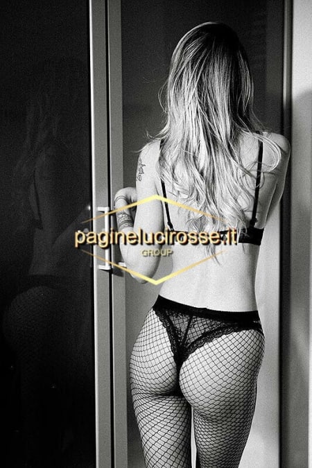 3477145277 -  Sophie - Siena