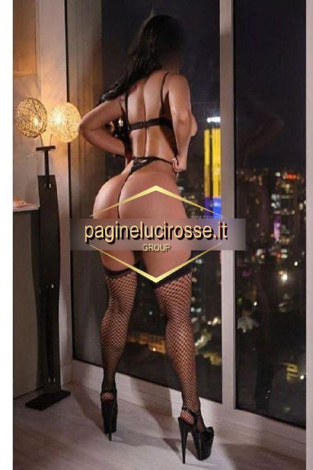 3533311885 -  Beyoncé roma