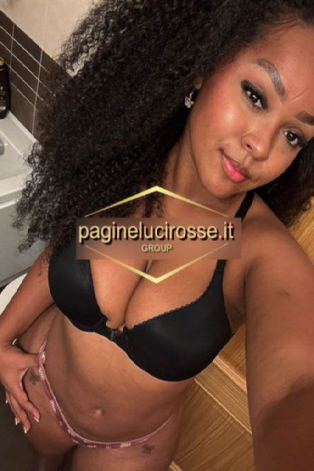 3290990790 -  Barbie lesbo roma