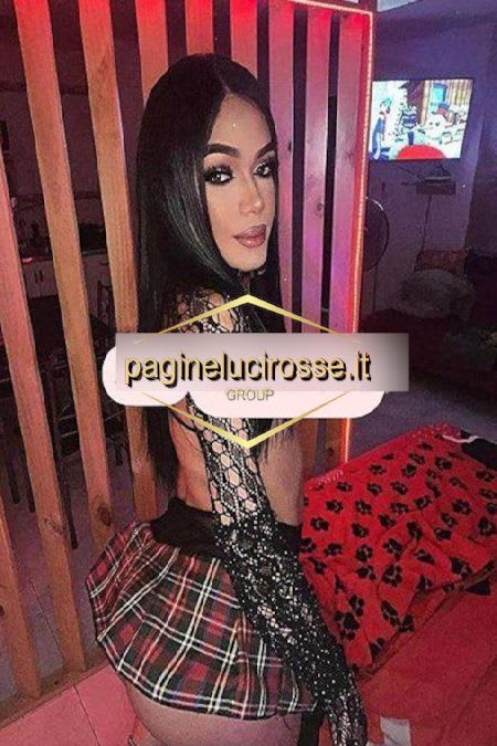 3533782003 -  Laura latina