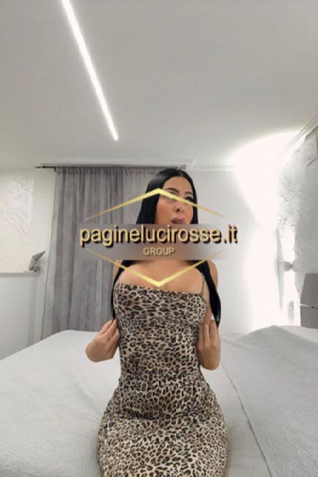 3508053647 -  Victoria latina