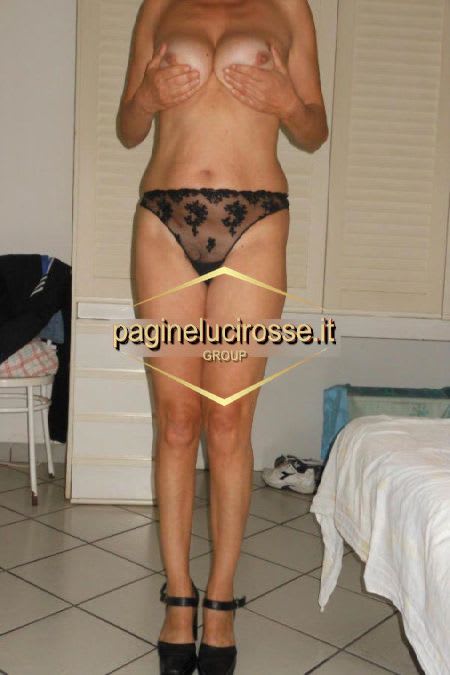 3899528505 -  Signora viterbo