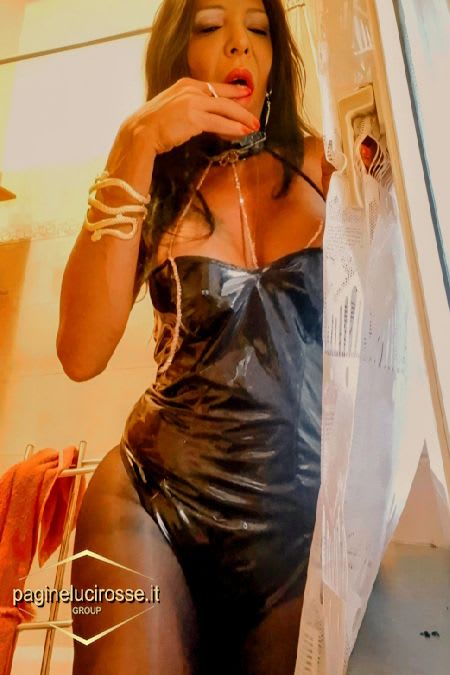 3761278718 -  Karla pisa
