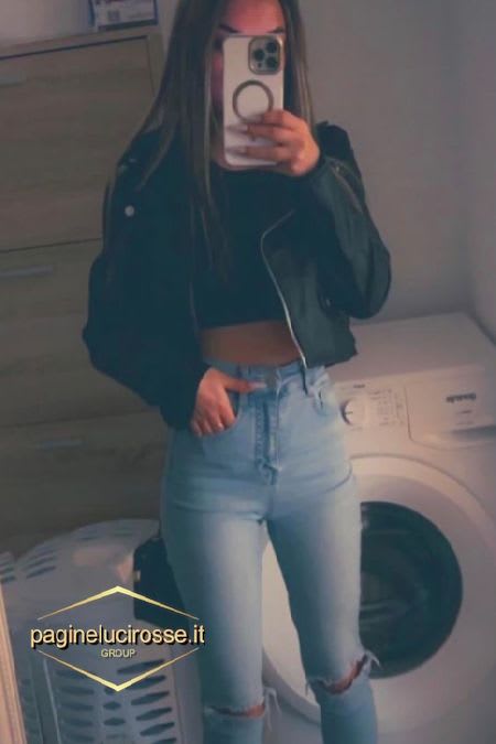 3887923266 -  Letizia pisa