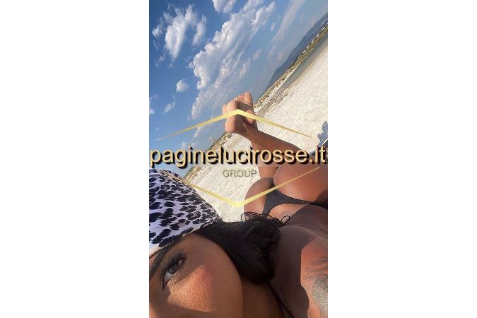 3273153448 -  Ísis Paiva - Pisa