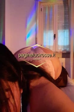 CARLA, escort a Mantova - 🔥prima volta 🌷carla bella colombiana🌷🔥 foto 💯❌💯 vere...