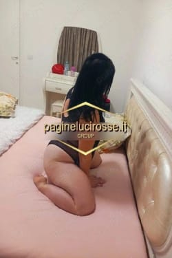 Giulia, escort a Benevento -  eleganza che si sente, non si spiega...