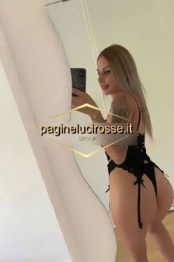 ANNA , escort a Napoli - prima volta anna bionda 26 anni napoletana a...