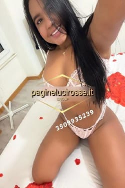 Yulia, escort a Napoli - appena arrivata amante del anale yulia 😋💋💄🎀👑💄dolce💯bellisima💎👑affascinante👑morbidissima 👑terribilmente...