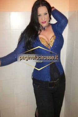 VALENTINA, escort a Napoli - torre annunziata valentina completissima una vera ninfa dil...