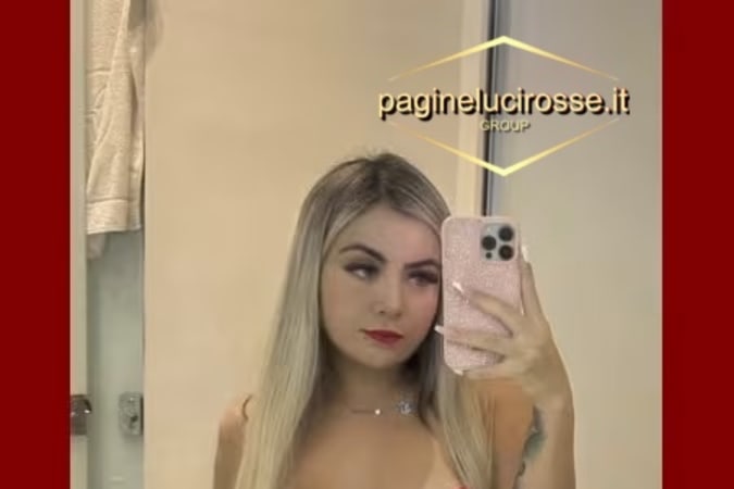 comincio con un bell 👄💋preliminari all naturale , prendi la mia testa e farla su e giu ❣💕💓cosi te lo prendo tutto la mia gola 