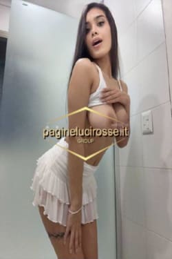 RAYCHELL a Ostia, Roma