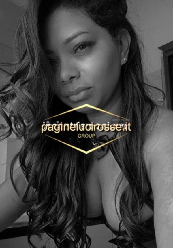 Melissa, escort in evidenza a Napoli - appena arrivata... Vieni a conoscermi. VIENI A SCOPRIRE...