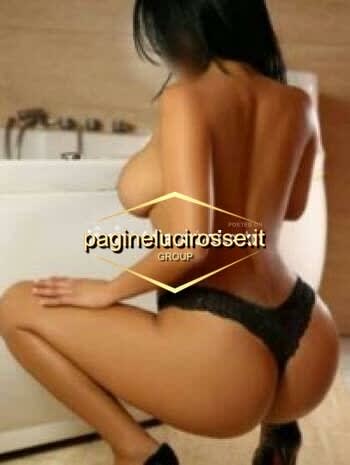 Sori, escort in evidenza a Est - Pulitissima e profumata. mi piaciono i baci con...