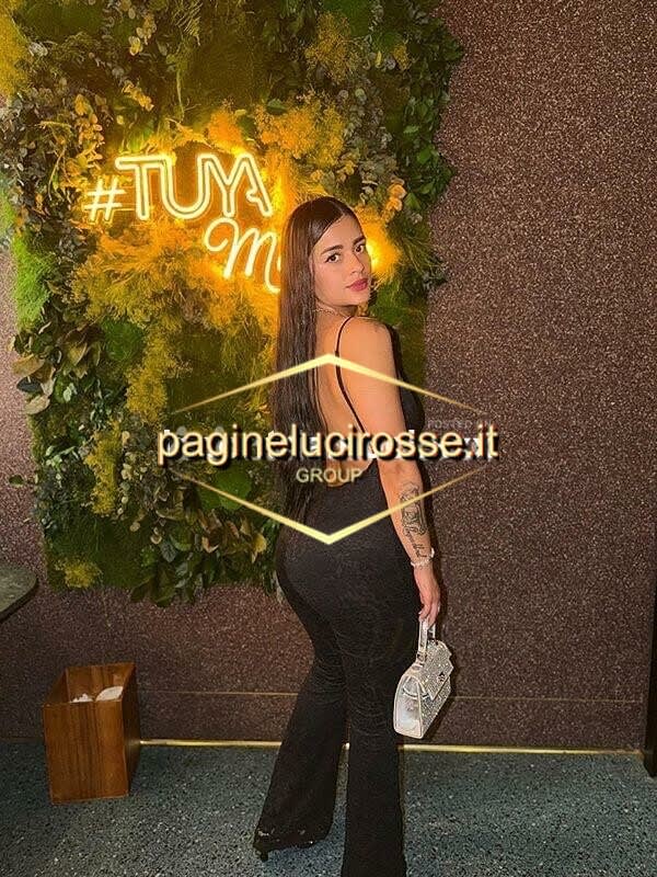 Luna, escort in evidenza a Milano - Se cerchi una ragazza che unisca tenerezza e...