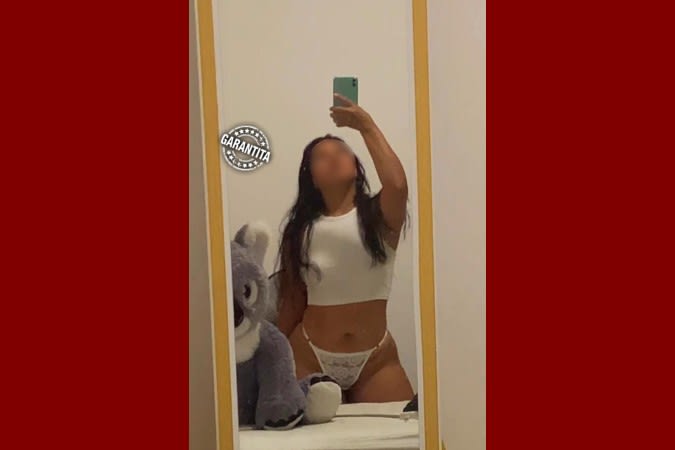 CATALINA, escort in evidenza a Cecina mare - novità vera ragazza altamente erotica super da urlo...