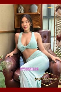 ...ESTITI SEXY IN CALZE... TACCHI.... COME VUOI TU... -----FOTO REALI----- SOLO PER GENTILUOMINI.... SIGNORI DOLCI E EDUCAT