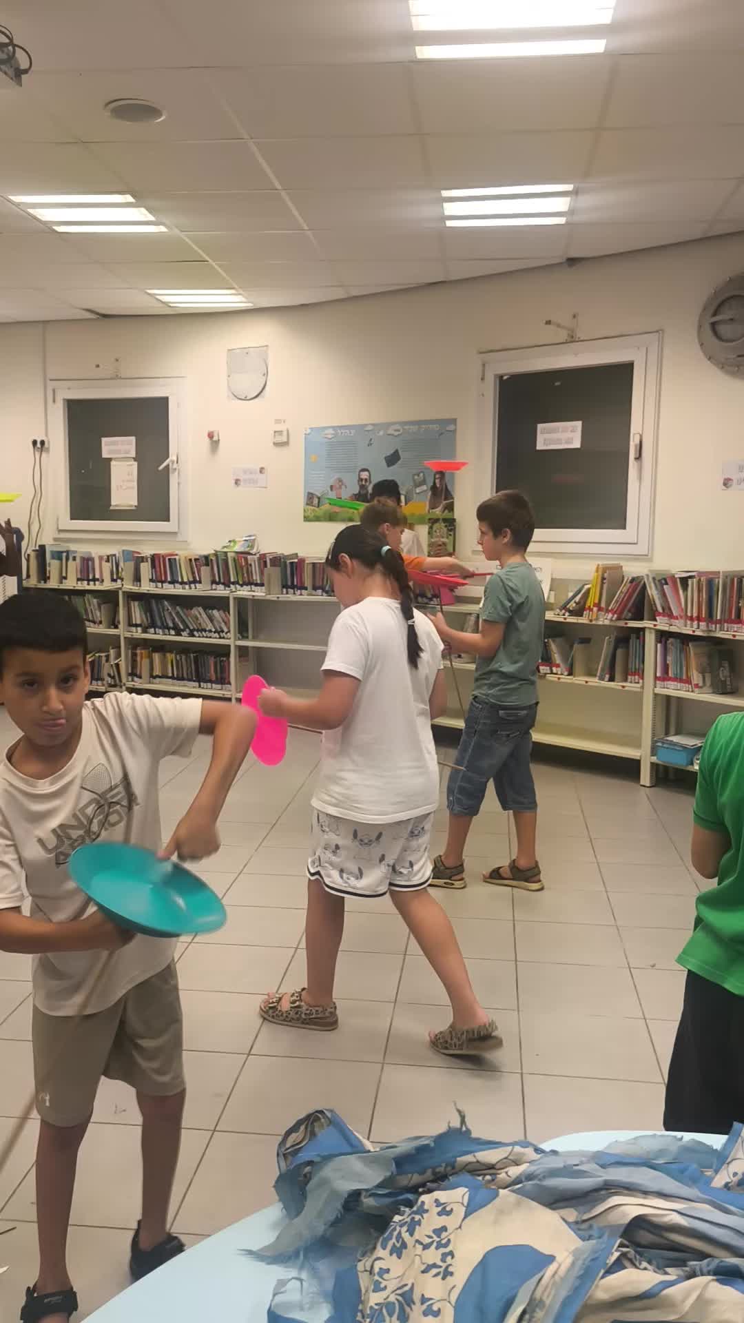 המצפן — סרטון מהקיץ 2026 5