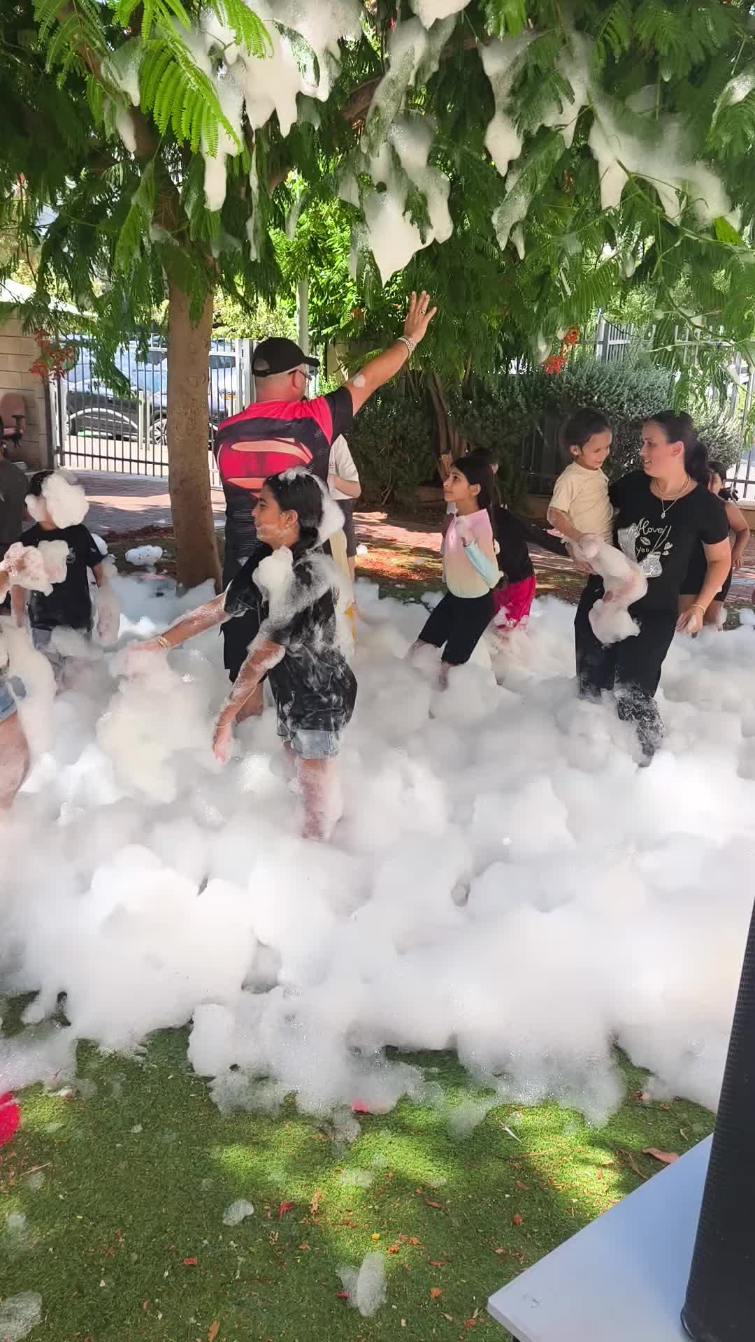 המצפן — סרטון מהקיץ 2026 7