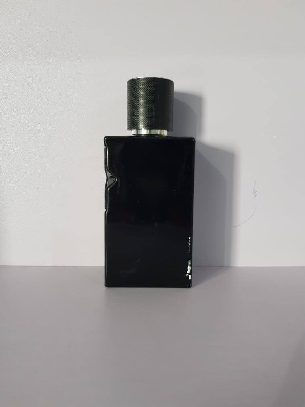 Y Le Parfum-1