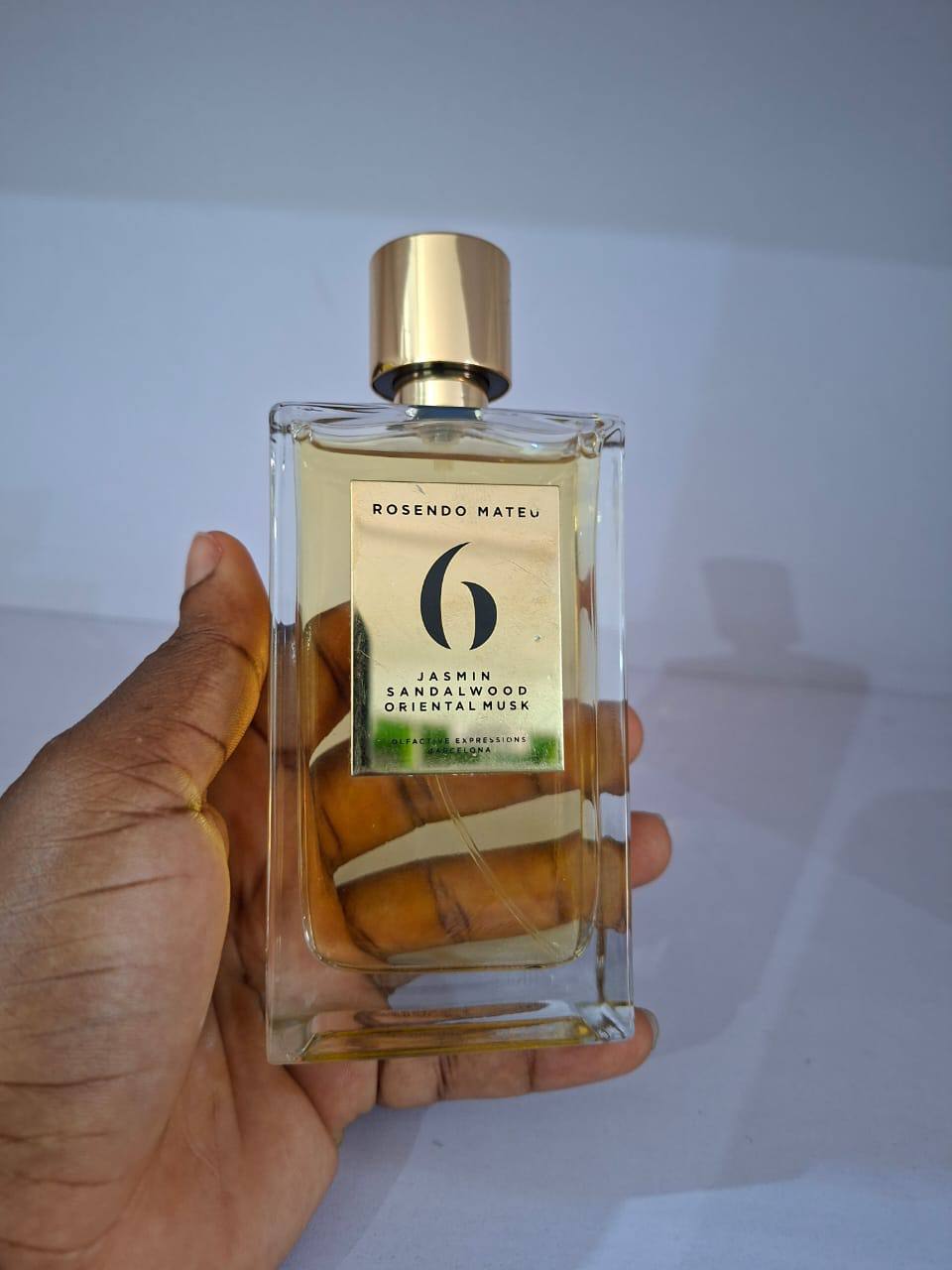 Rosendo Mateu Nº 6 Jasmin, Sandalwood, Oriental Musk