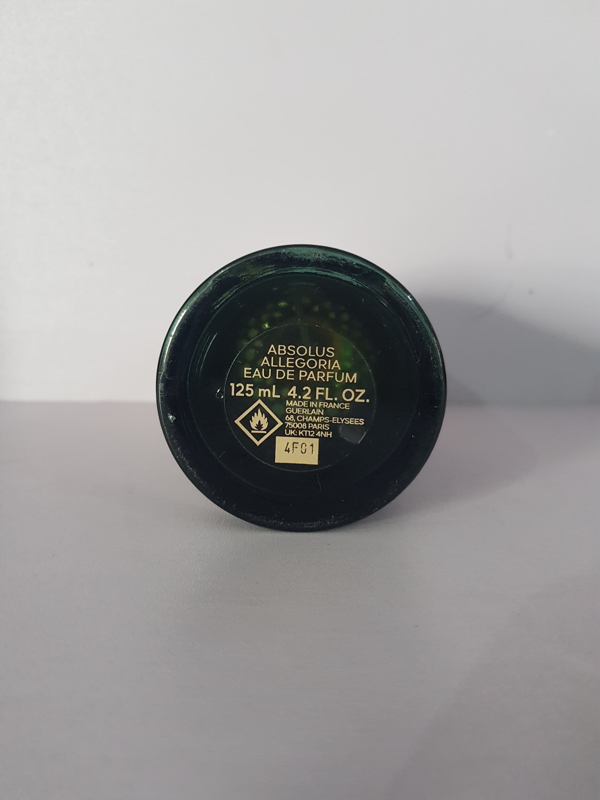 Oud essential Guerlain -2