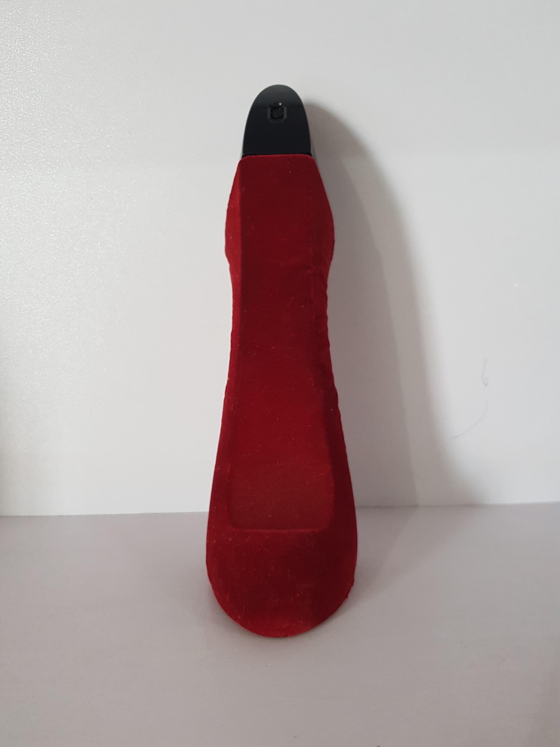 Good Girl Velvet fatale Carolina Herrera -1