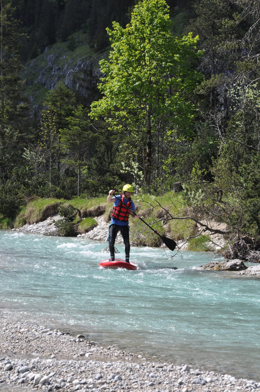 Stand Up Paddling Image 0