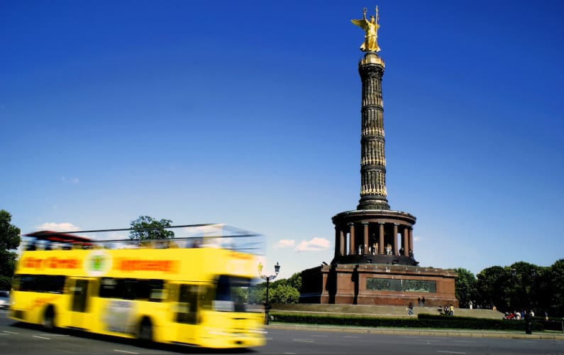 Comedy & Kiez Bustour